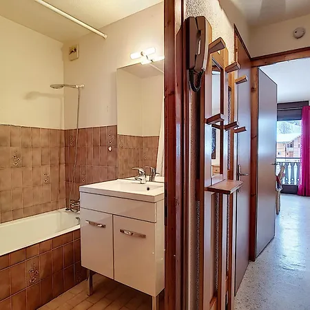 Cosy A Pour 5 Pers Avec Parking Et Wifi - Fr-1-818-34